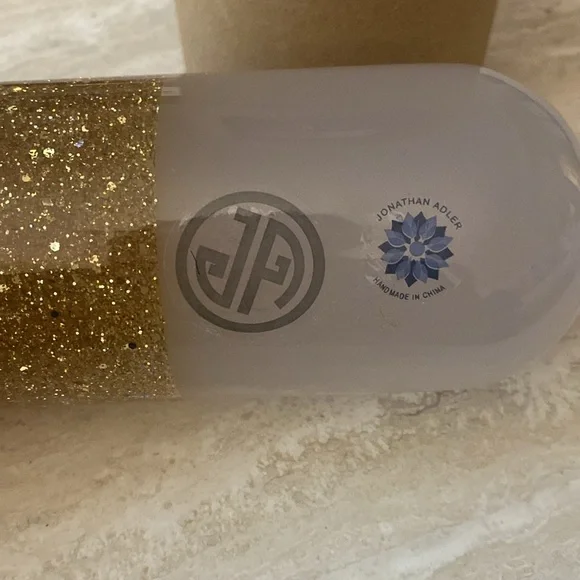 Jonathan Adler Acrylic Pill 150mg - Picture 4 of 5